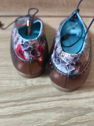 Zapatos de cordones multicolor