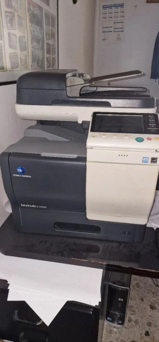 Konica Minolta Bizhub C3350 Impresora Multifunción