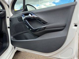 Peugeot 208 5P ACTIVE 1.2 PureTech 60KW (82CV) GLP