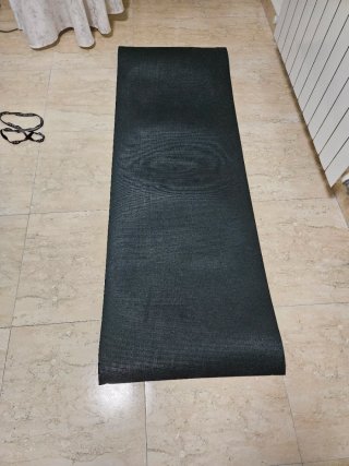 Esterilla de yoga negra