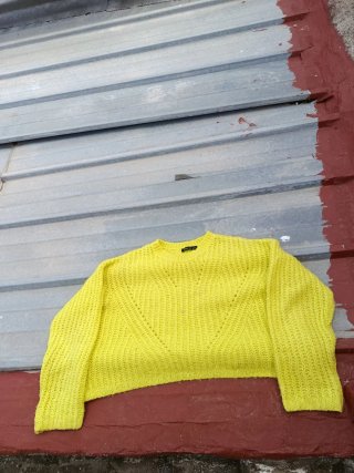 Jersey de punto amarillo Stradivarius
