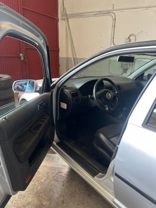 Volkswagen Golf 2001