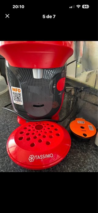 Cafetera Tassimo Bosch Roja