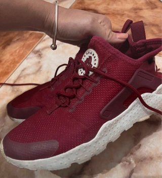 Zapatilla Nike Huarache Roja