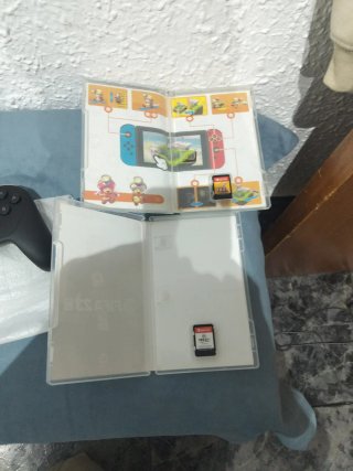 Mando Pro Switch + 2 Juegos Nintendo