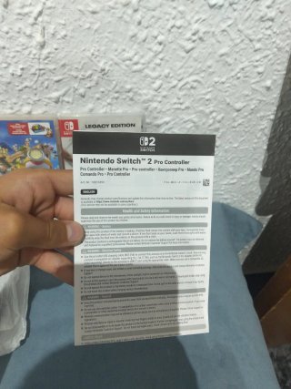 Mando Pro Switch + 2 Juegos Nintendo