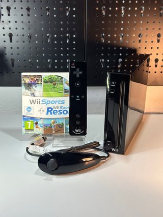 Nintendo Wii + Sports Resort + Mando y Nunchuk