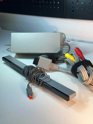 Nintendo Wii + Sports Resort + Mando y Nunchuk