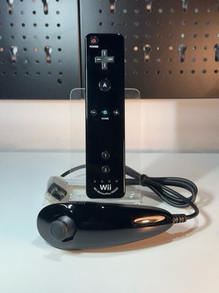 Nintendo Wii + Sports Resort + Mando y Nunchuk