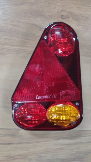 Piloto trasero