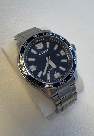Reloj Citizen Eco-Drive AW1525-81L 2023