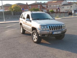 se vende Jeep Grand Cherokee 1999