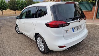 Opel Zafira 2015