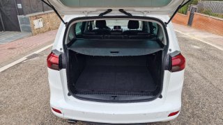 Opel Zafira 2015