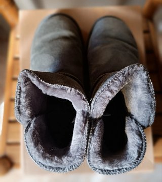 Botas Ugg grises de ante