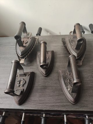 Conjunto de 5 Planchas de Hierro Antiguas