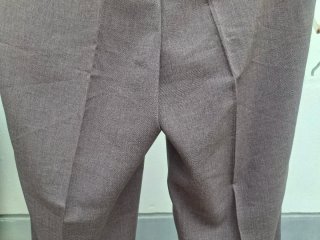 Pantalón hombre T 56 con etiquetas. VER medidas