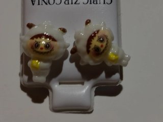 Pendientes Labubu de Acero