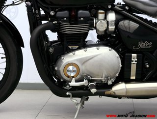 TRIUMPH BONNEVILLE BOBBER