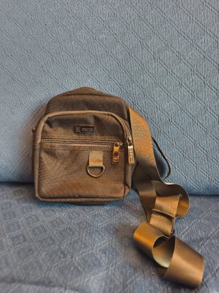 Bandolera hombre verde oliva
