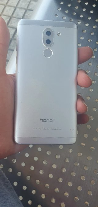 Teléfono Honor Blanco Teléfono en buen estado, fun
