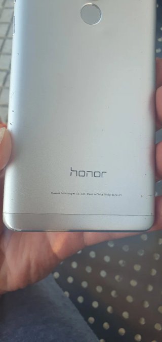 Teléfono Honor Blanco Teléfono en buen estado, fun