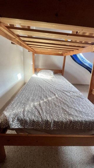 Litera Infantil con Casita y Tobogán
