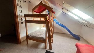 Litera Infantil con Casita y Tobogán