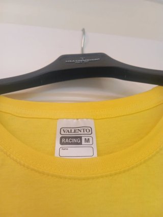 Bonita Camiseta Amarilla Piolín