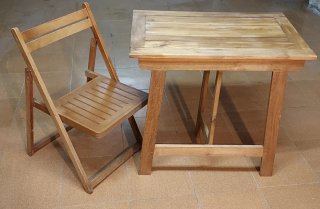 Conjunto Mesa y Silla Plegables de Teca