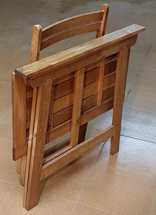 Conjunto Mesa y Silla Plegables de Teca
