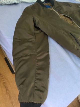 Chaqueta Bomber Zara Verde Oliva