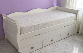 Cama nido barco blanca 90x190. Alto colchones 20cm