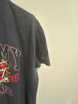 Camiseta Tommy Jeans Gris Vintage