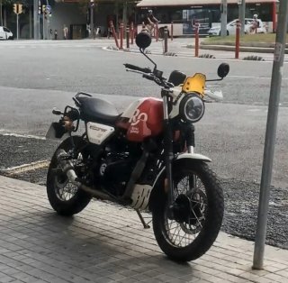 Royal Enfield Scram 411 (2023)