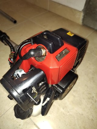 Desbrozadora Multifunción con 3 Accesorios