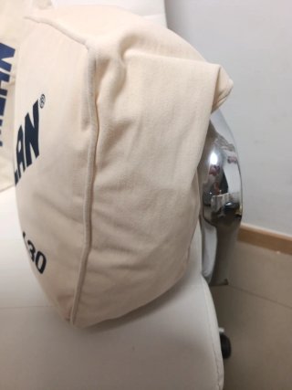 Bolsa y cojín Milan 430