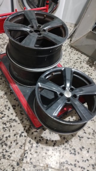 4 Llantas Audi 19,5"