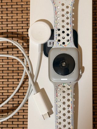 Apple Watch SE 44mm 2ª Gen Plata