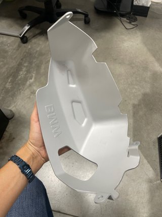 Tapa Culata aluminio izquierda BMW 11127717585