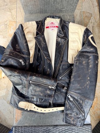 Chaqueta Motera Miss Sixty Negra y Beige