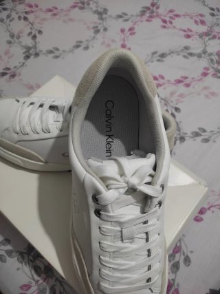 Zapatillas Calvin Klein Blancas y Beige Nuevas