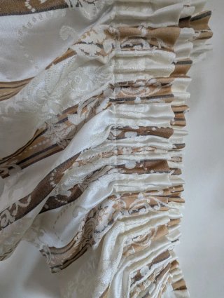 2 Cortinados e 1 Sanefa Franzida