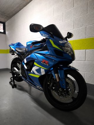 Suzuki GSX-R 750 K6 Azul
