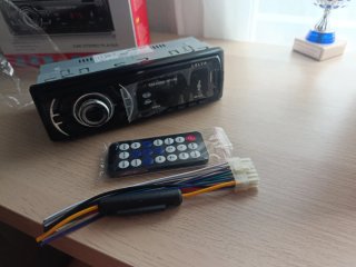 Radio Coche RK-523 Bluetooth USB Tarjeta