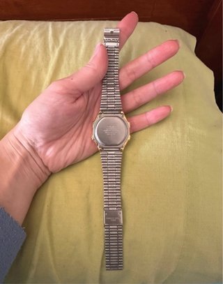 Reloj Casio Dorado Rombo
