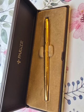 Bolígrafo Parker Chapado Oro 14K