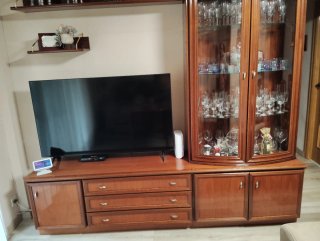 Mueble de Salón de Madera Clásico