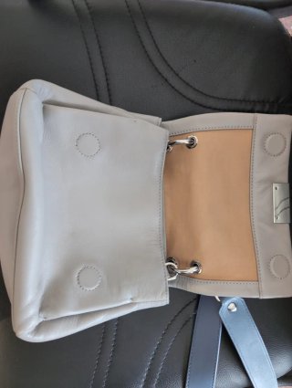 Bolso piel Adolfo Dominguez gris