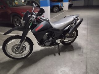 Yamaha XT660R